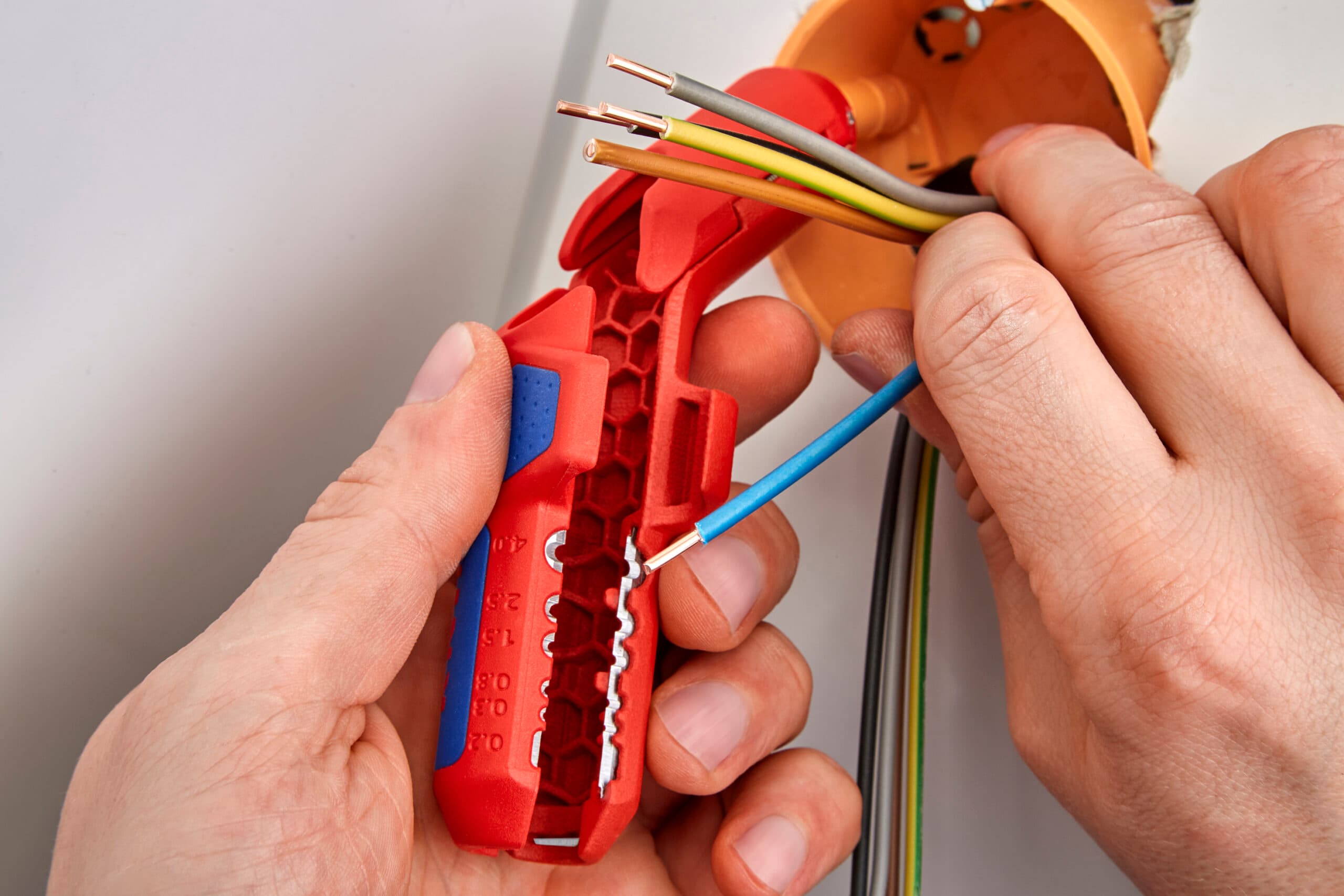 Essential Tools for Electricians: 4 Versatile KNIPEX Helpers for Efficient Electrical Installations